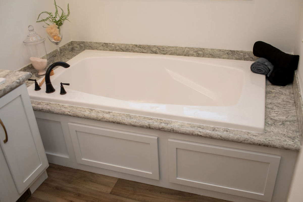 Soaker Tub